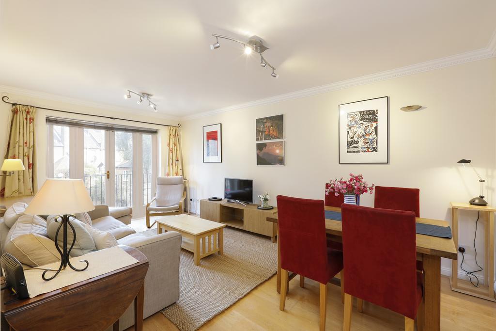 Beautiful Flat With Terrace Apartment ลอนดอน ภายนอก รูปภาพ