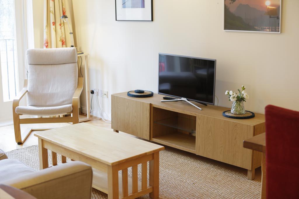 Beautiful Flat With Terrace Apartment ลอนดอน ภายนอก รูปภาพ
